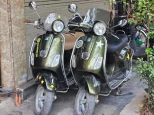 Vespa Tour Hanoi, Hanoi Vespa Food Tours
