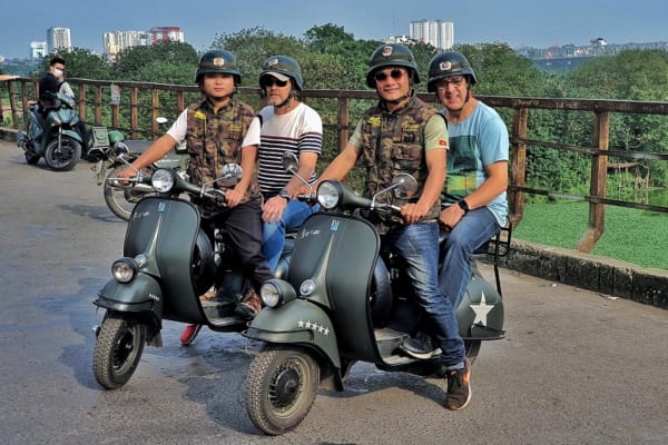 hanoi-food-culture-sight-fun-on-classic-vespa-tour-4-5-hours-hbv15