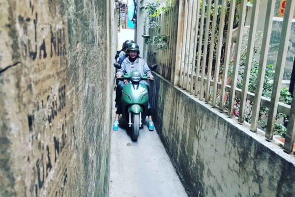 Hanoi Electric Moped Tours