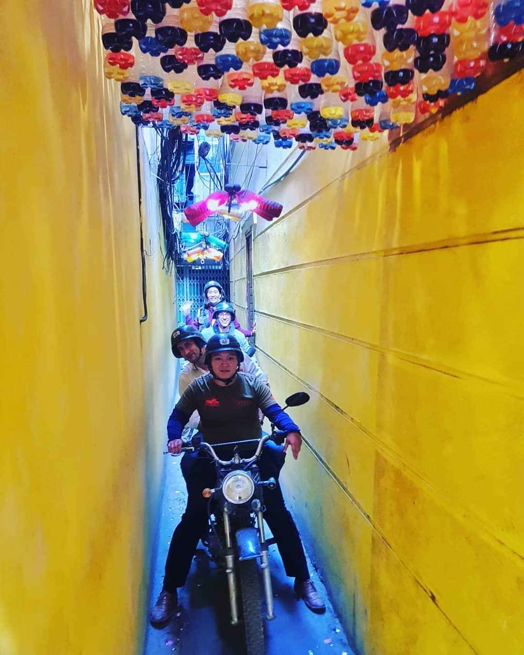 Hanoi Backstreet Motorbike Tours