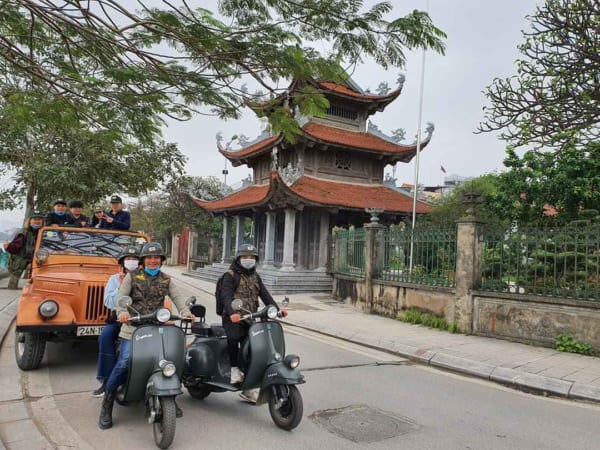 Hanoi LURURY & CLASSIC Vespa Tours -Hanoi Vespa Tours - Hanoi Vespa Exotic Food Tours - Hanoi Backstreet Tours - Hanoi Vespa Tour - Vespa Tours Hanoi