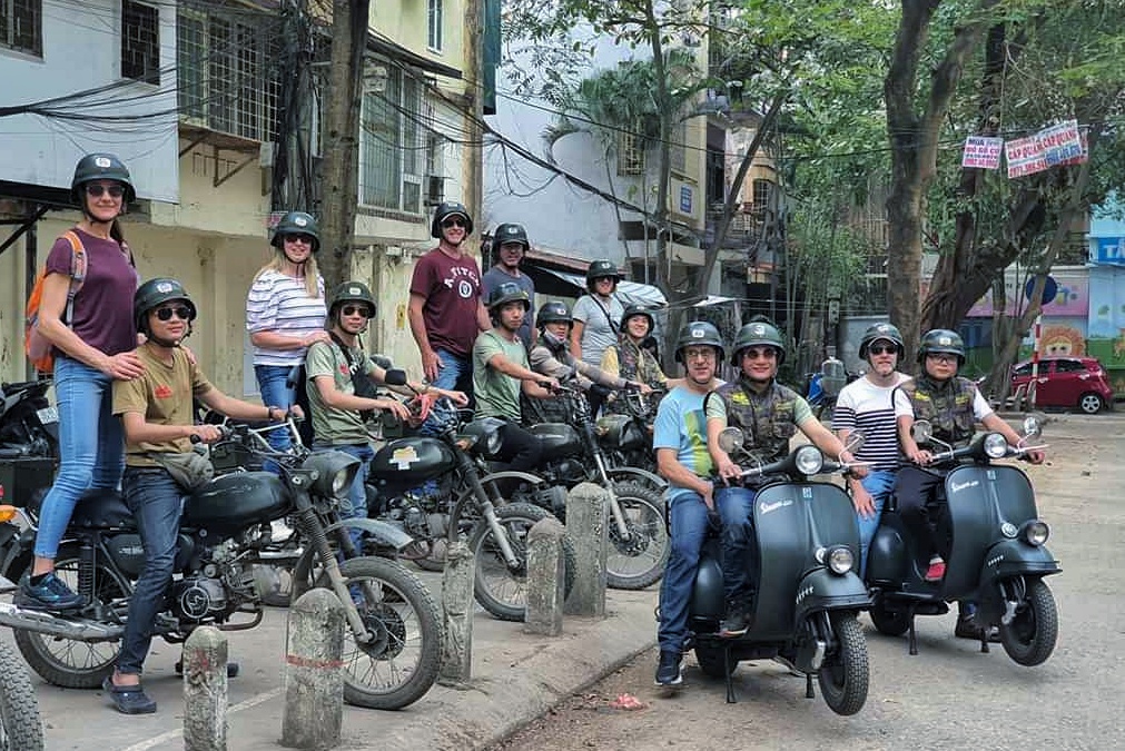 Hanoi Vintage Vespa Tours