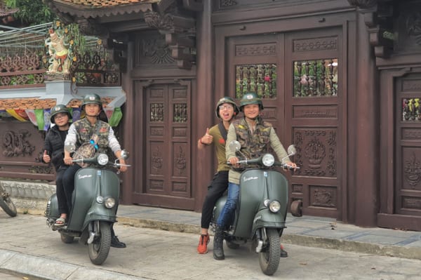 Hanoi LURURY & CLASSIC Vespa Tours -Hanoi Vespa Tours - Hanoi Vespa Exotic Food Tours - Hanoi Backstreet Tours - Hanoi Vespa Tour - Vespa Tours Hanoi - Hanoi Vintage Vespa Tours