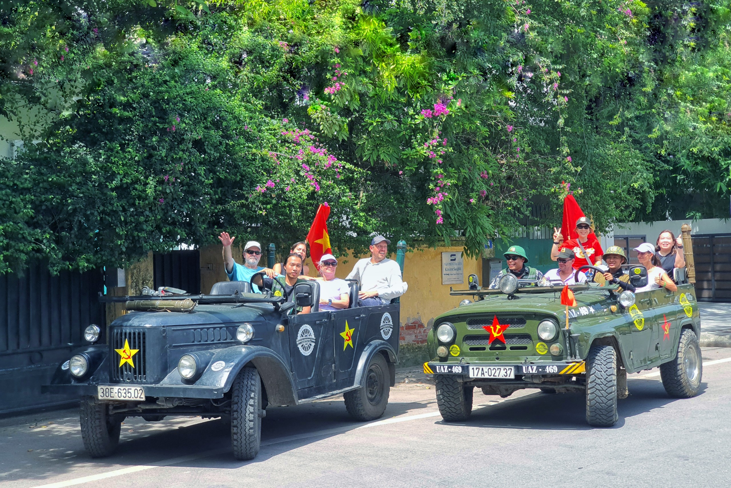 Hanoi-Jeep-Tours