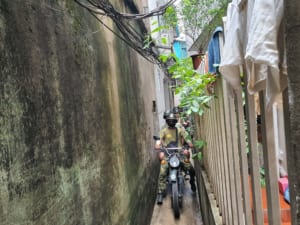 Hanoi Backstreet Tours, Hanoi motorbike tours, Hanoi motorbike city tours, Hanoi food tours motorcycle, Hanoi motorcycle tours, Hanoi Vespa Tours, Hanoi Scooter tours, Hanoi Jeep tours