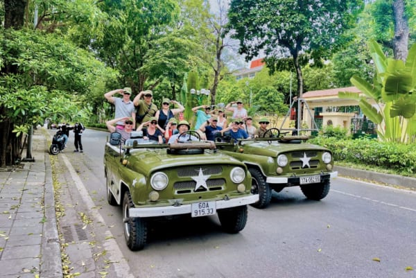 Jeep Tour Hanoi/ Vietnam Jeep Tours