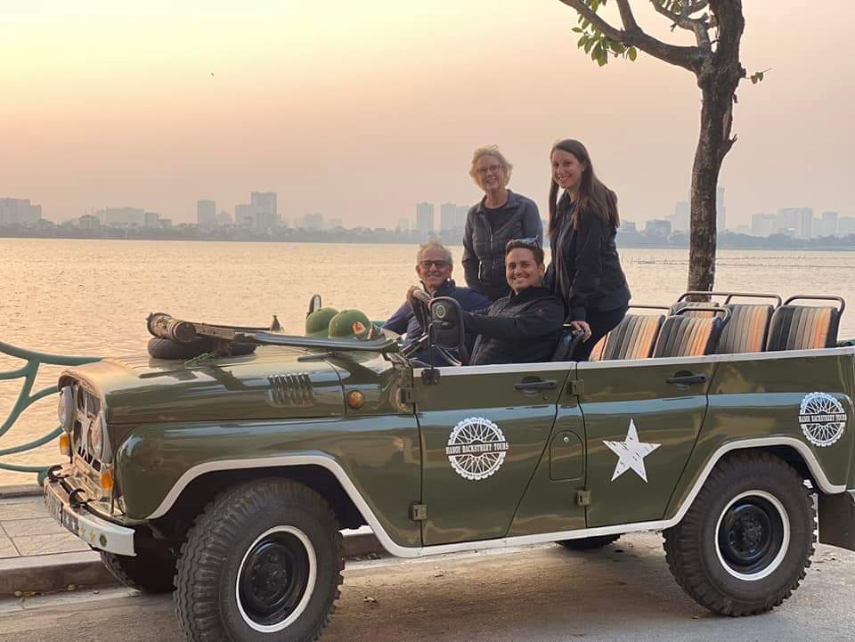  Excursión en jeep por Hanói