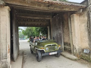 Hanoi Countryside Jeep Tour to Duong Lam Ancient Village 