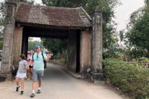 Hanoi Countryside Jeep Tour to Duong Lam Ancient Village 