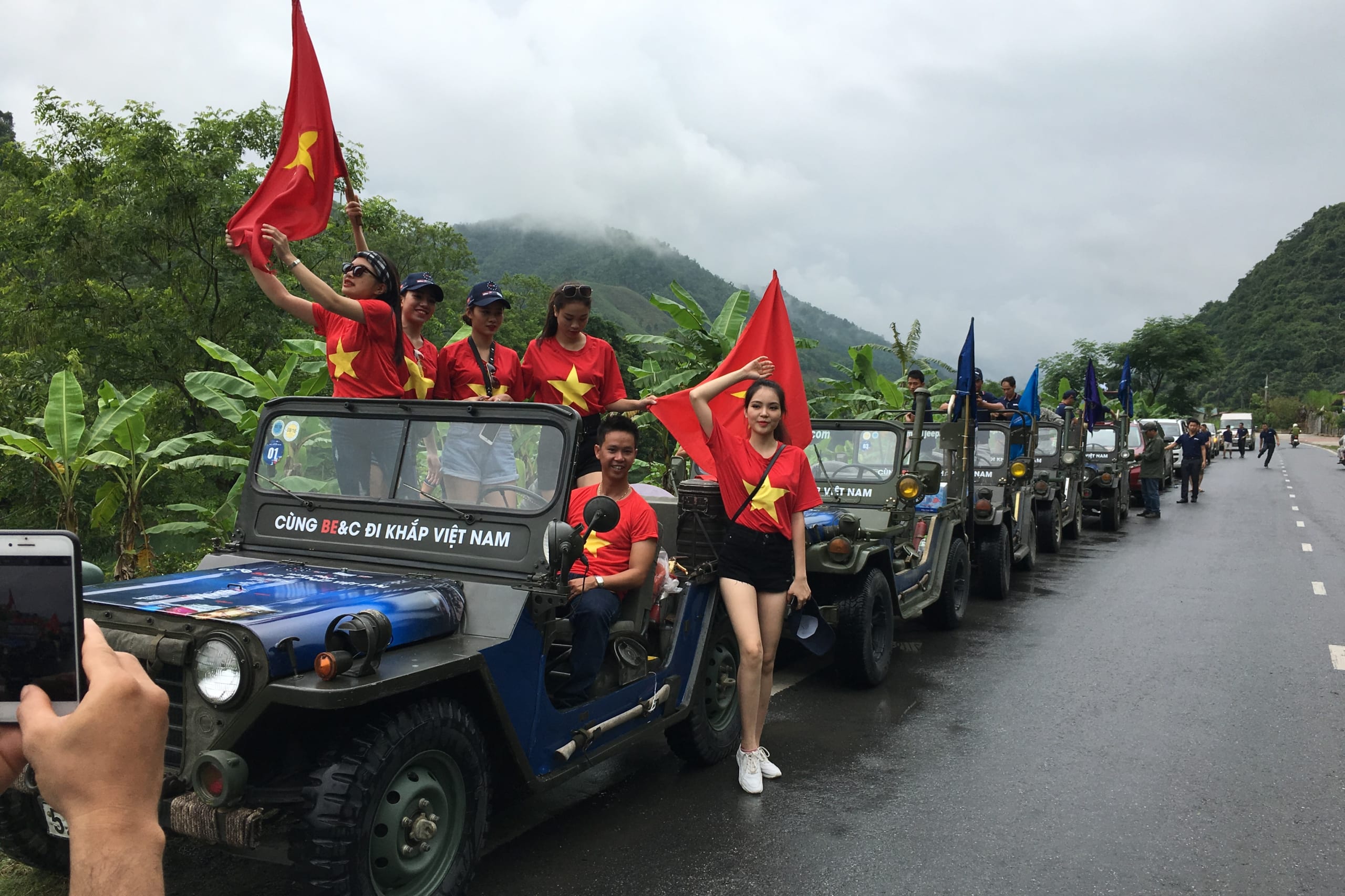 Cho Thuê Xe Jeep Hà Giang