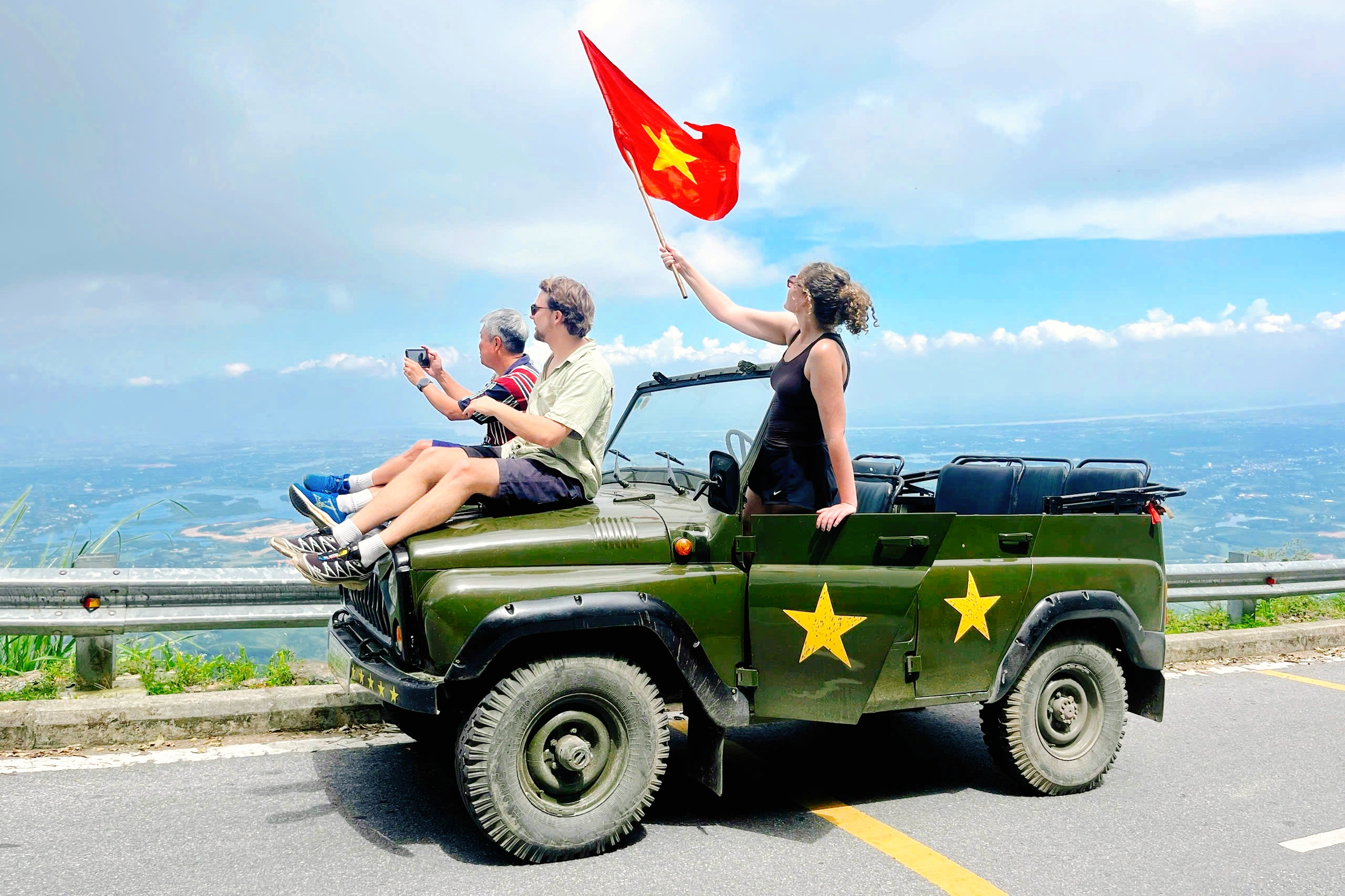 Full Day Jeep Tour To Duong Lam Village and Ba Vi National Park From Hanoi – DLJ1